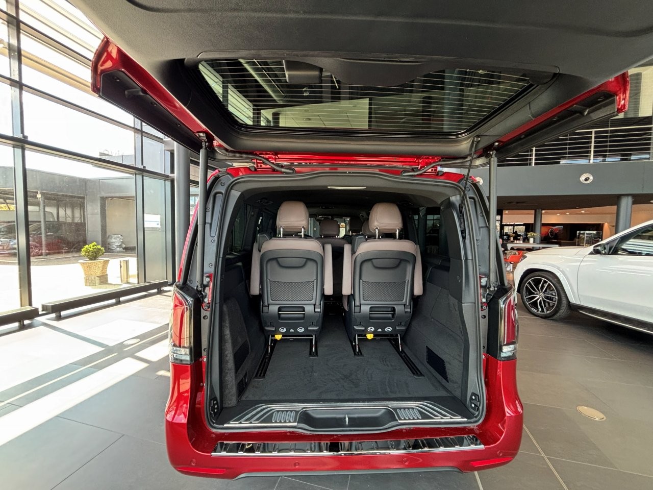 Mercedes-Benz V 300 d / Exclusive / L / 4M - Obrázek 6