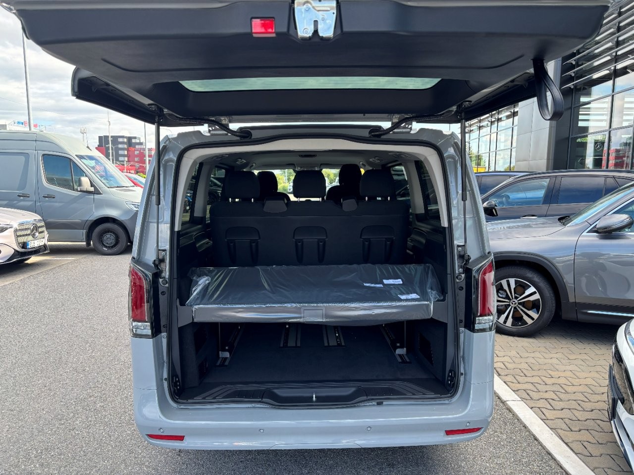 Mercedes-Benz Vito 119 CDI / Tourer Select / L / 4x4 - Obrázek 6