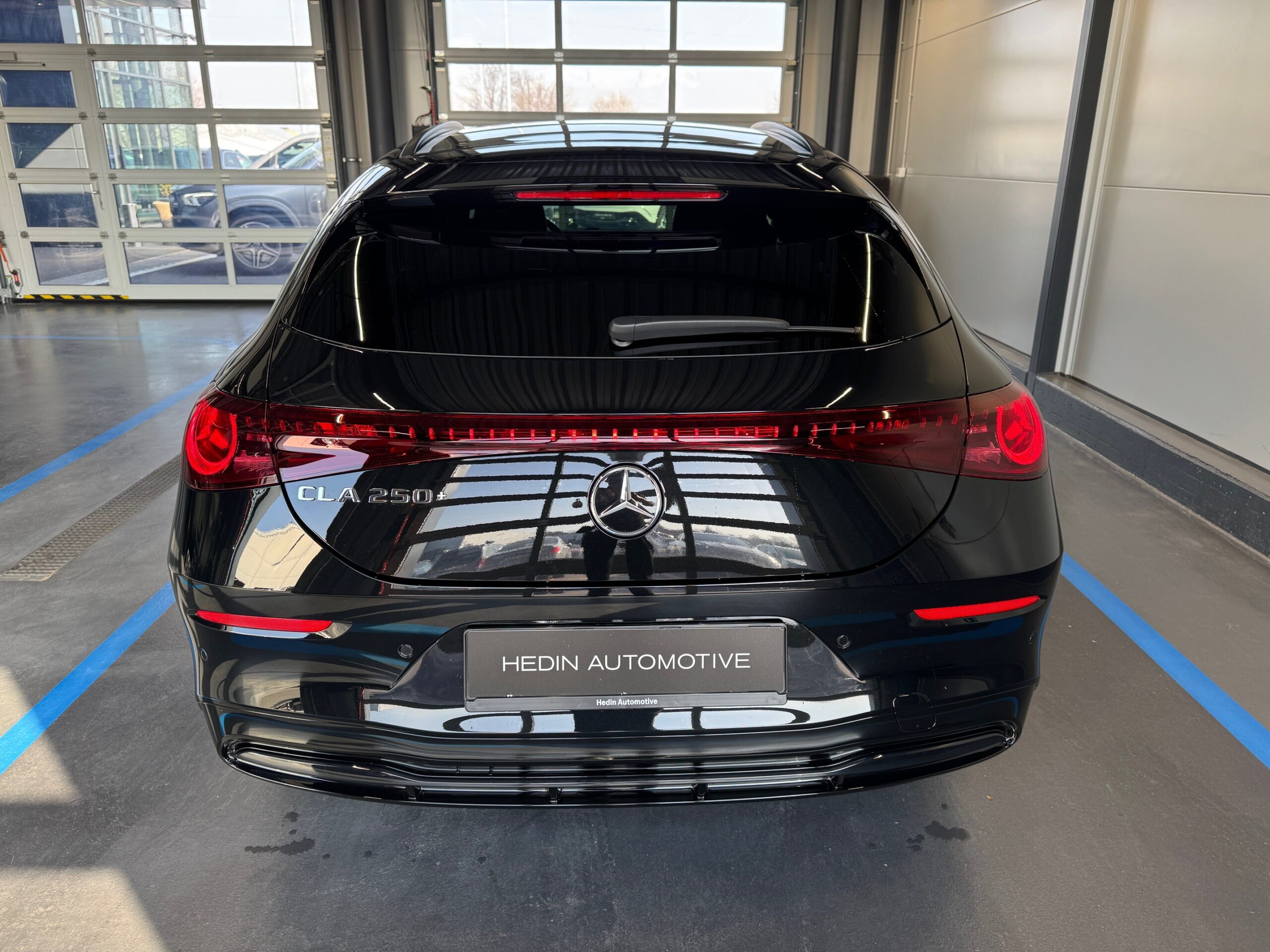 Mercedes-Benz CLA 250+ Shooting Brake s technologií EQ - Obrázek 4