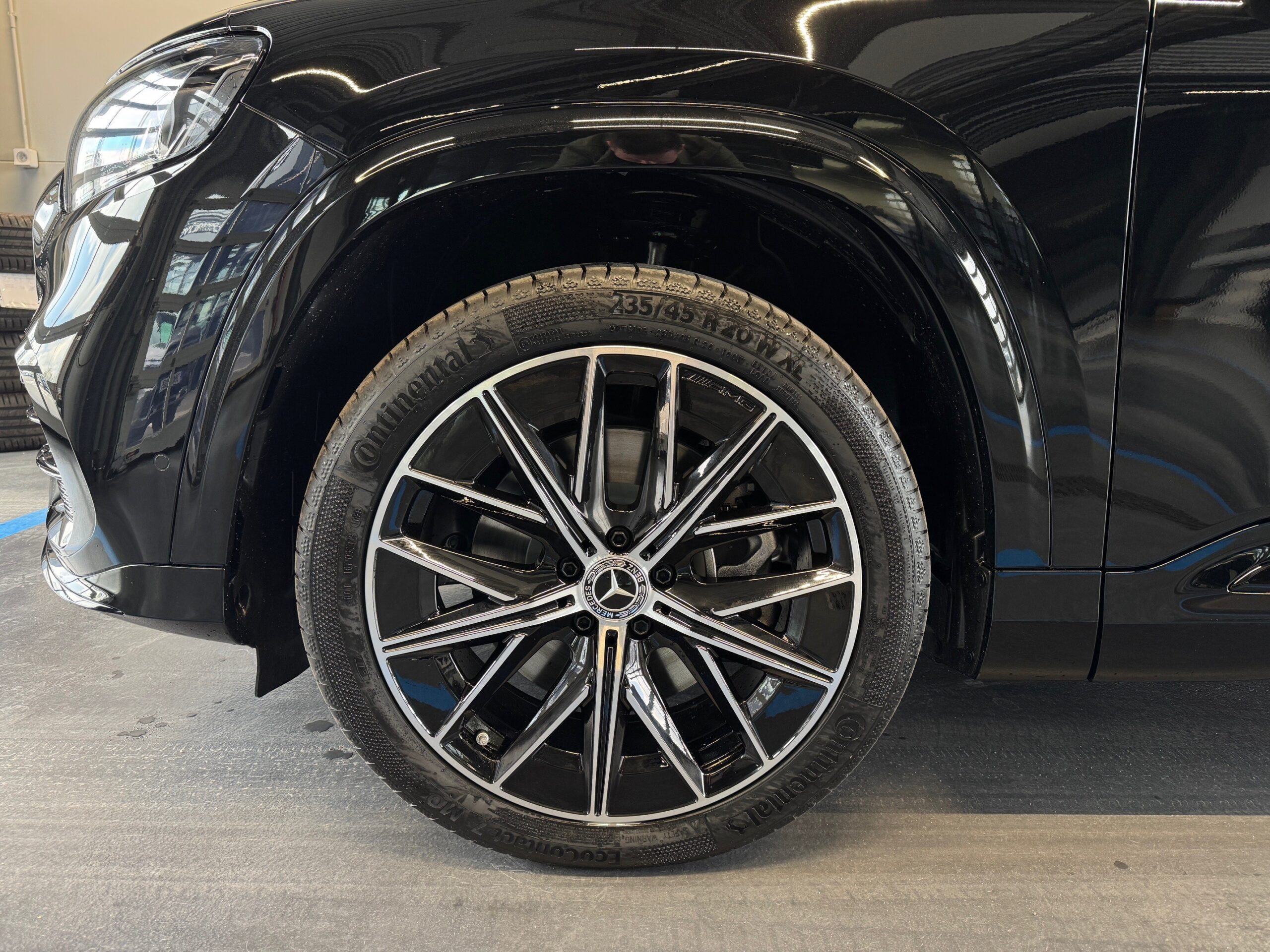 Mercedes-Benz GLB 350 4MATIC s technologií EQ - Obrázek 5