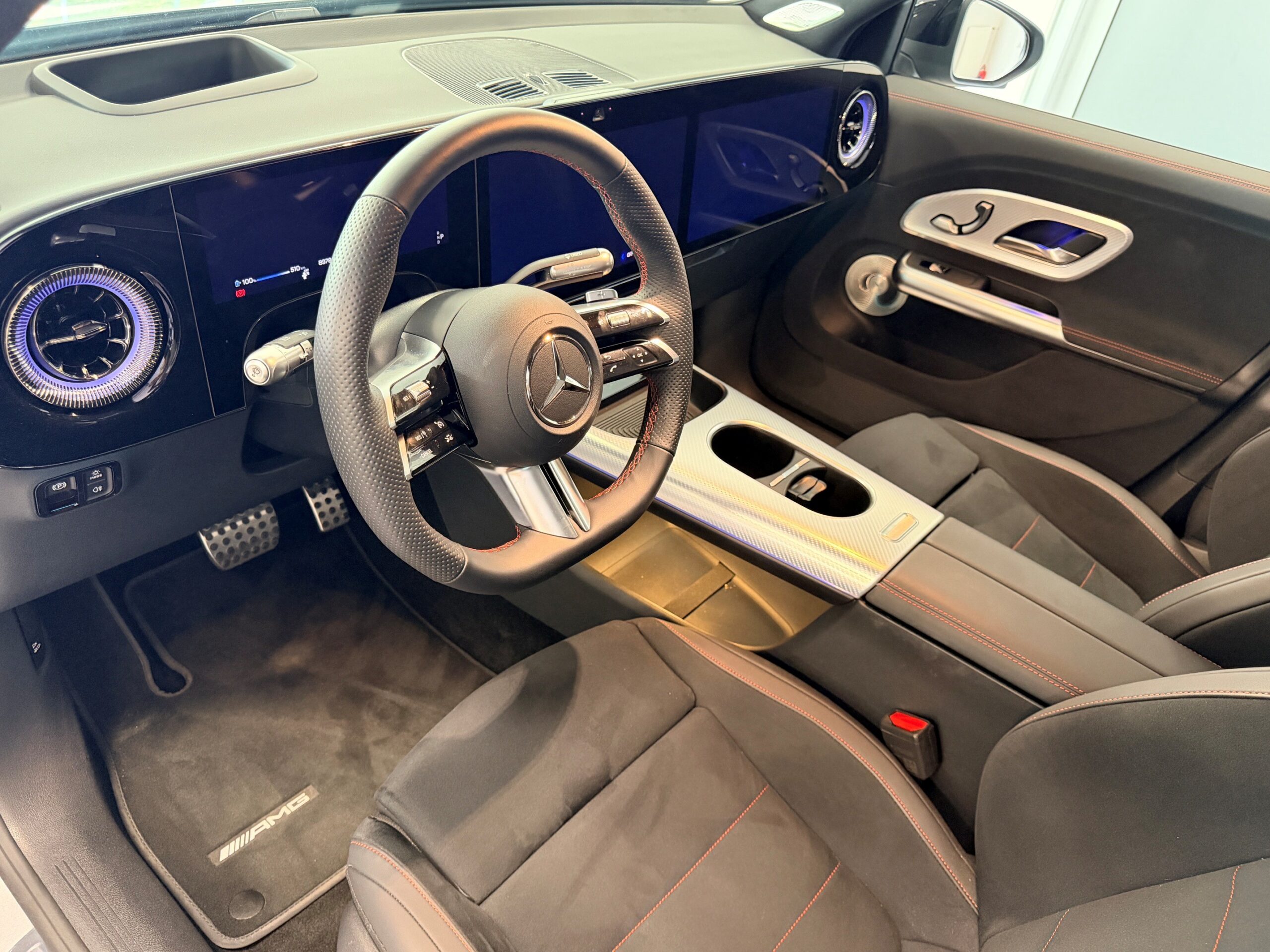 Mercedes-Benz GLB 350 4MATIC s technol. EQ - Obrázek 3