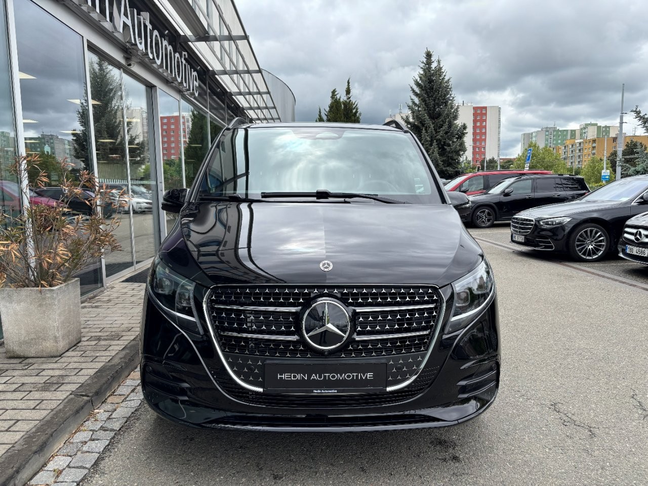 Mercedes-Benz V 300 d / Exclusive / L / 4M - Obrázek 2
