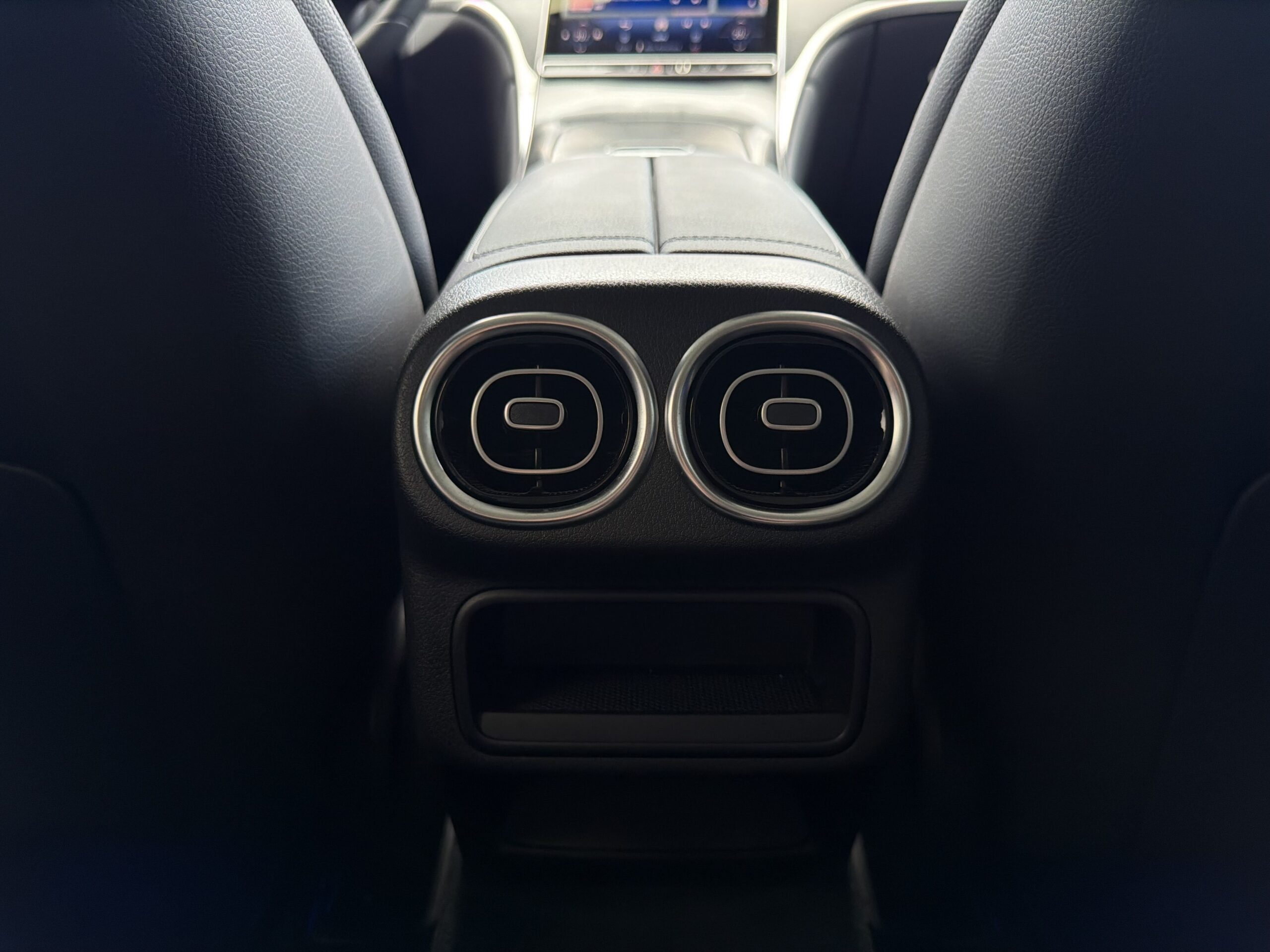 Mercedes-Benz GLC 220 d 4M - Obrázek 24
