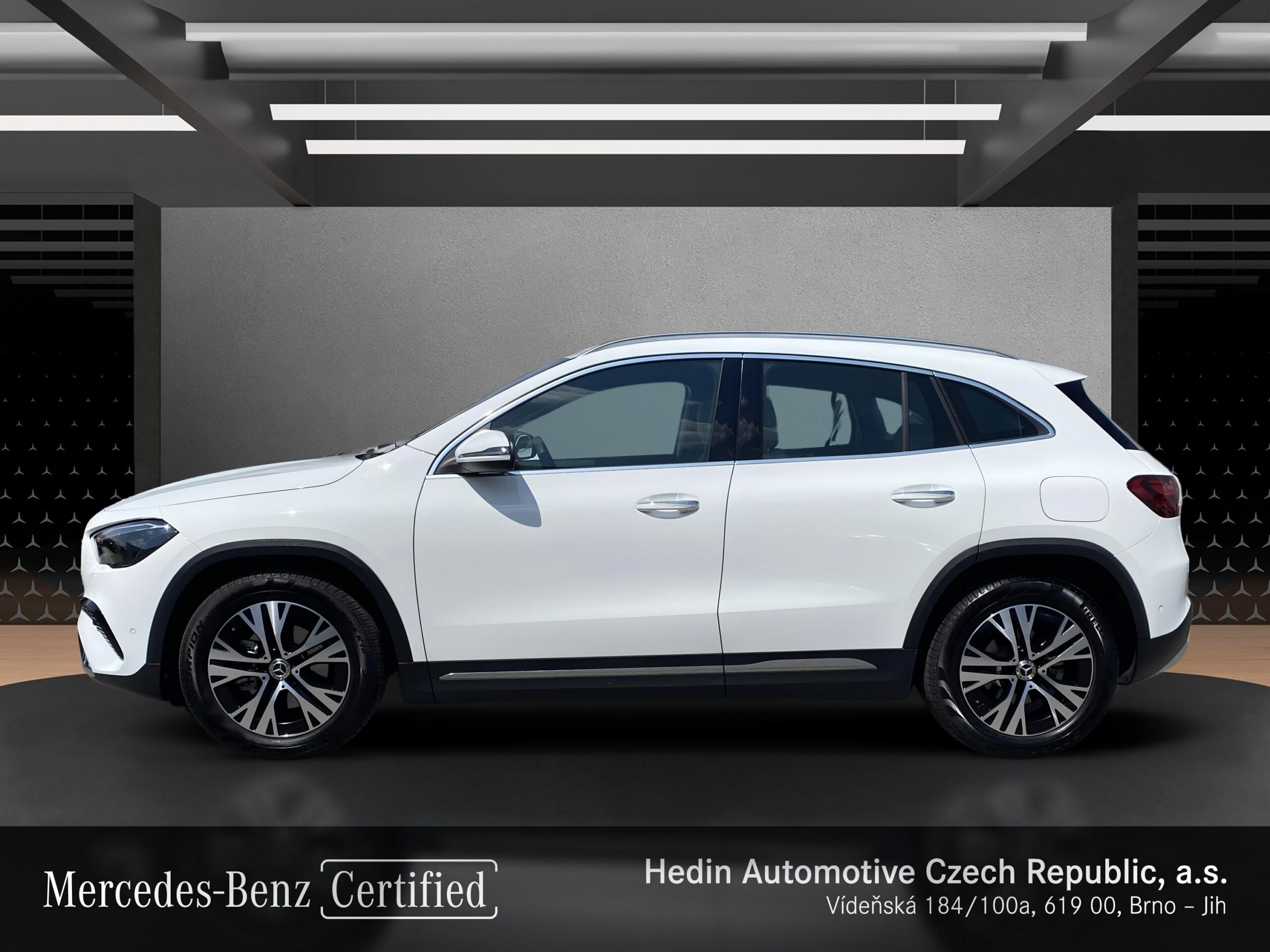 Mercedes-Benz GLA 180 d - Obrázek 2