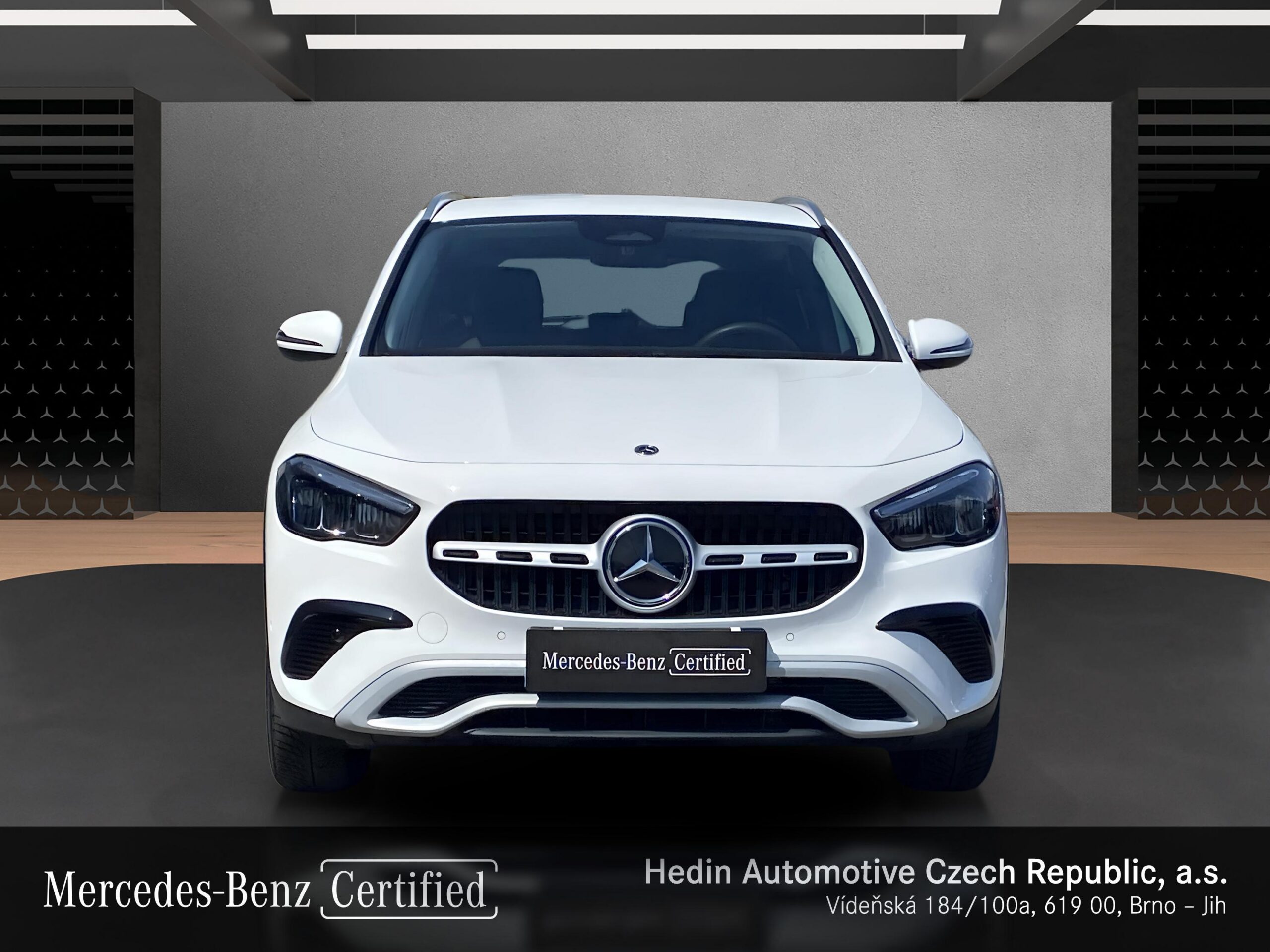 Mercedes-Benz GLA 220 4MATIC - Obrázek 8