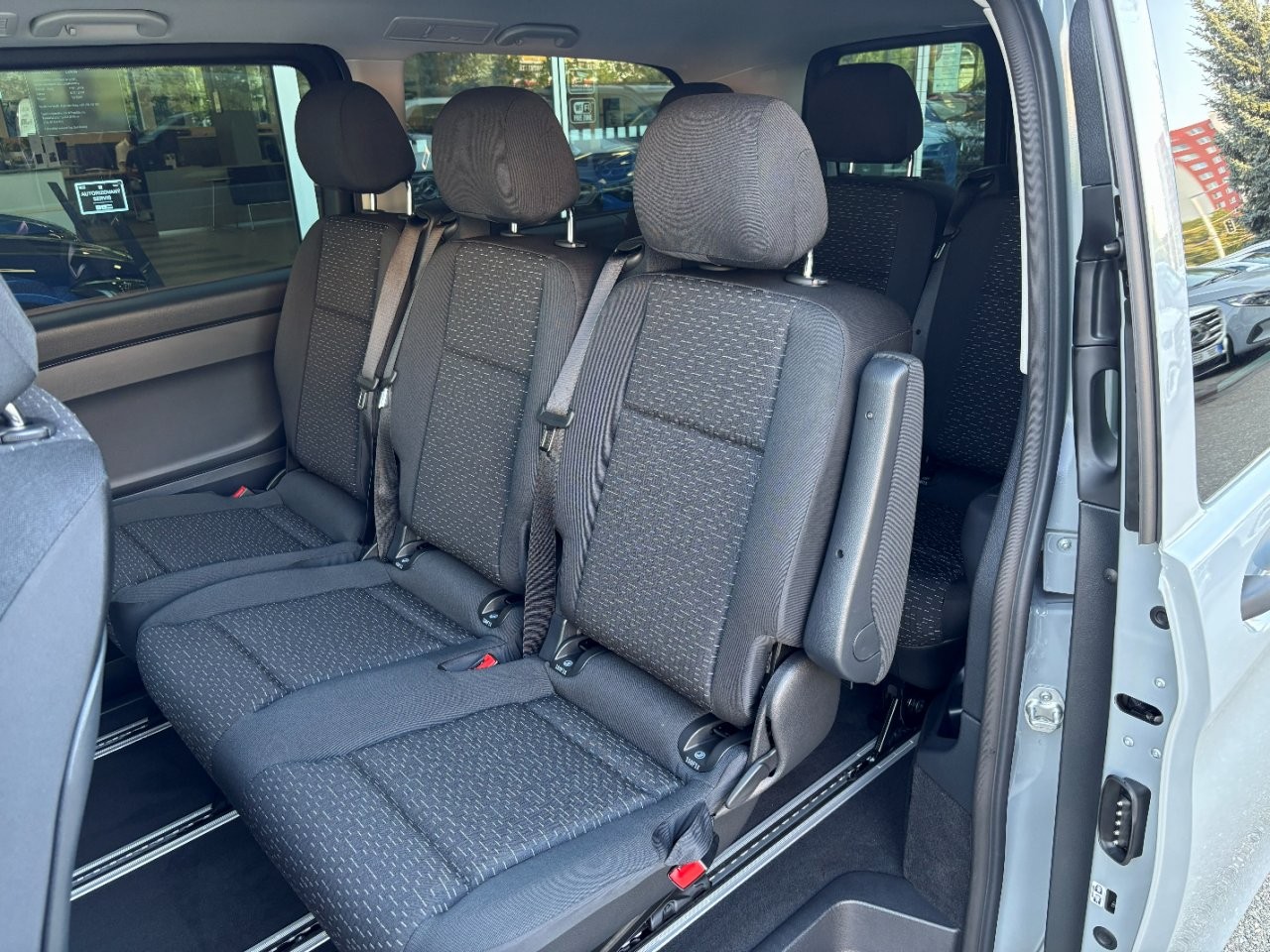 Mercedes-Benz Vito 124 CDI / Tourer Select / L - Obrázek 12