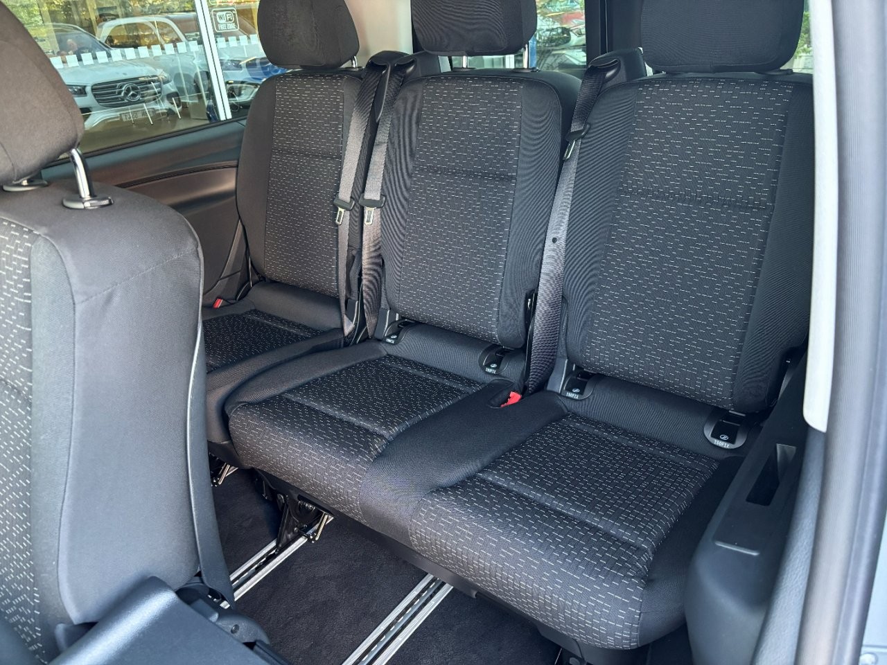 Mercedes-Benz Vito 124 CDI / Tourer Select / L - Obrázek 13