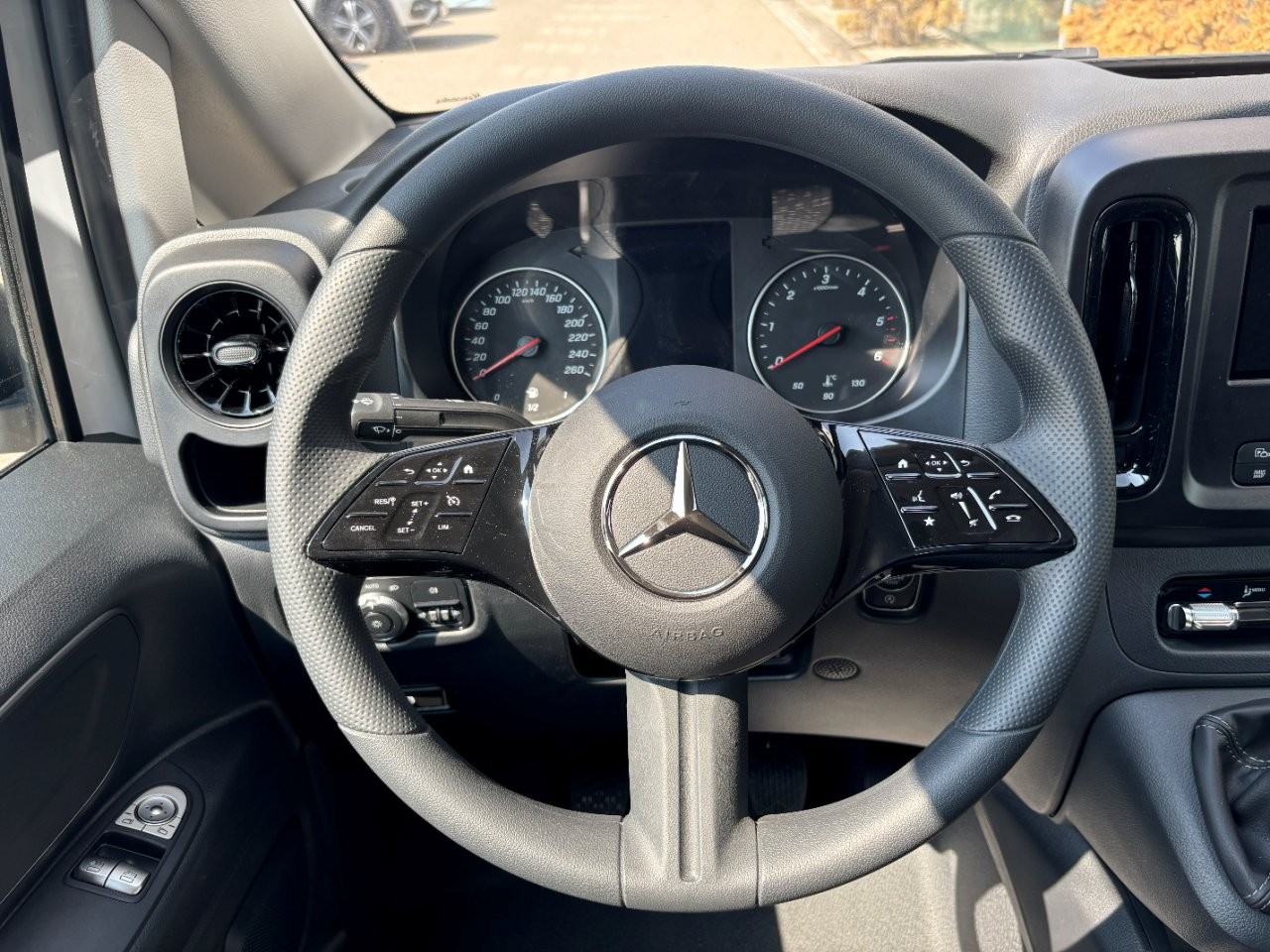 Mercedes-Benz Vito 114 CDI / Mixto Pro / XL - Obrázek 13