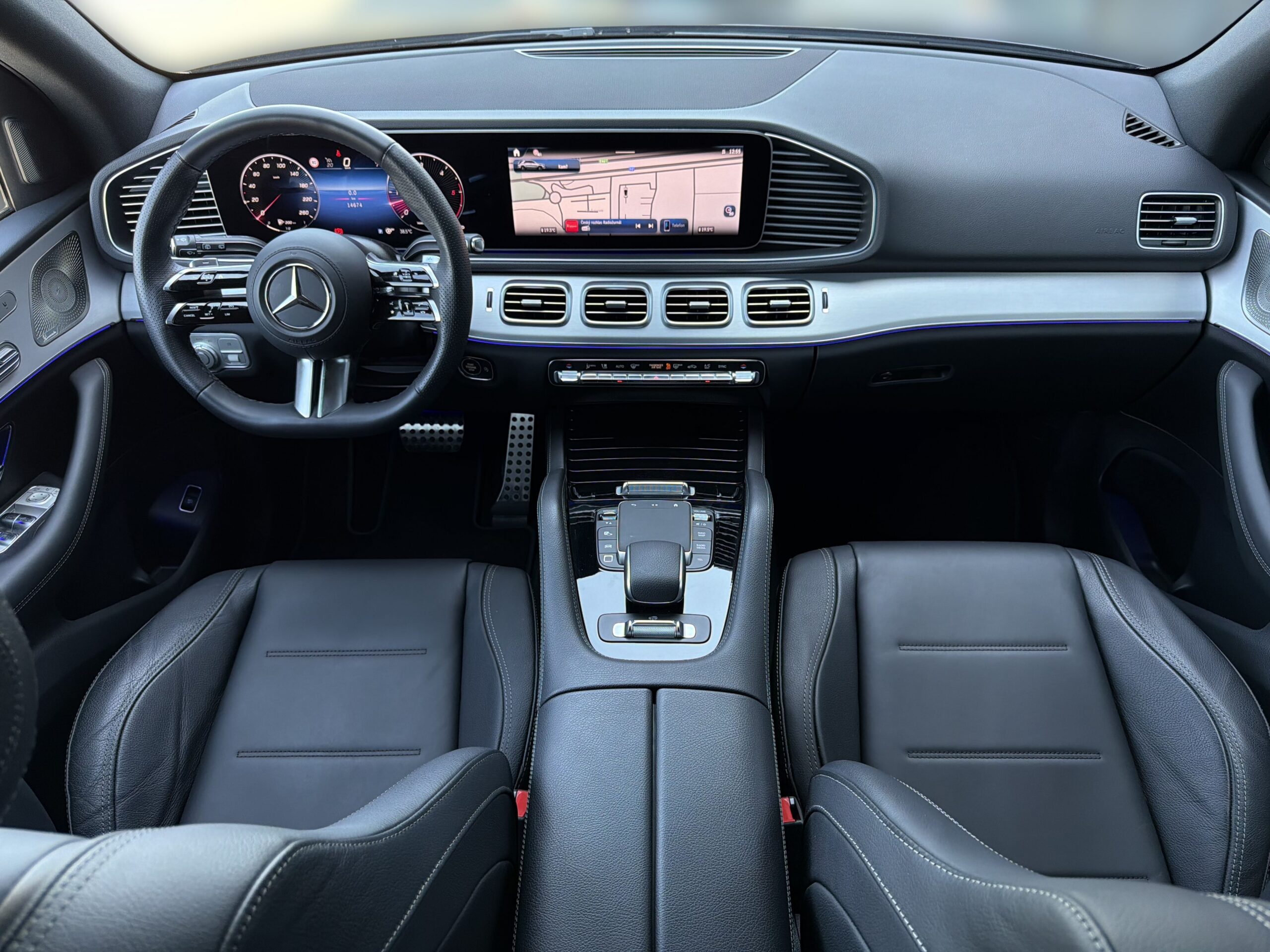 Mercedes-Benz GLE 450 d 4M - Obrázek 12