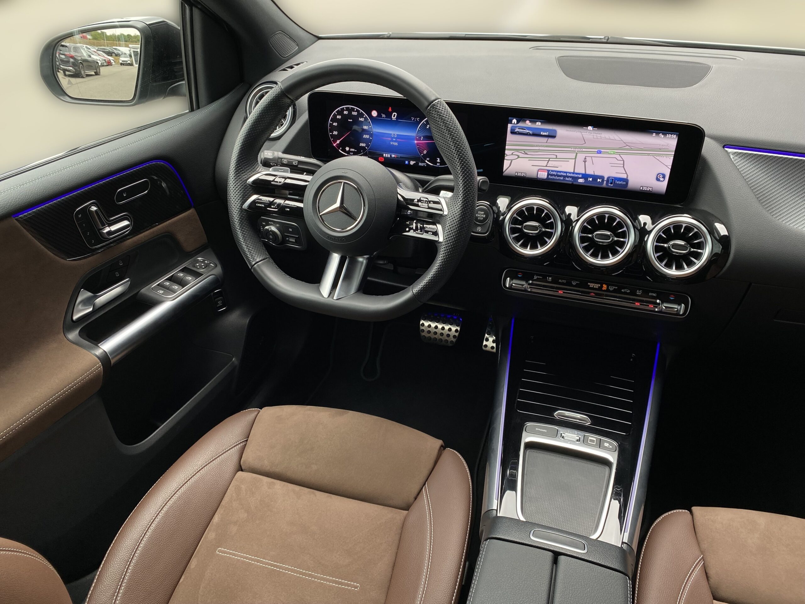 Mercedes-Benz B 200 d - Obrázek 13