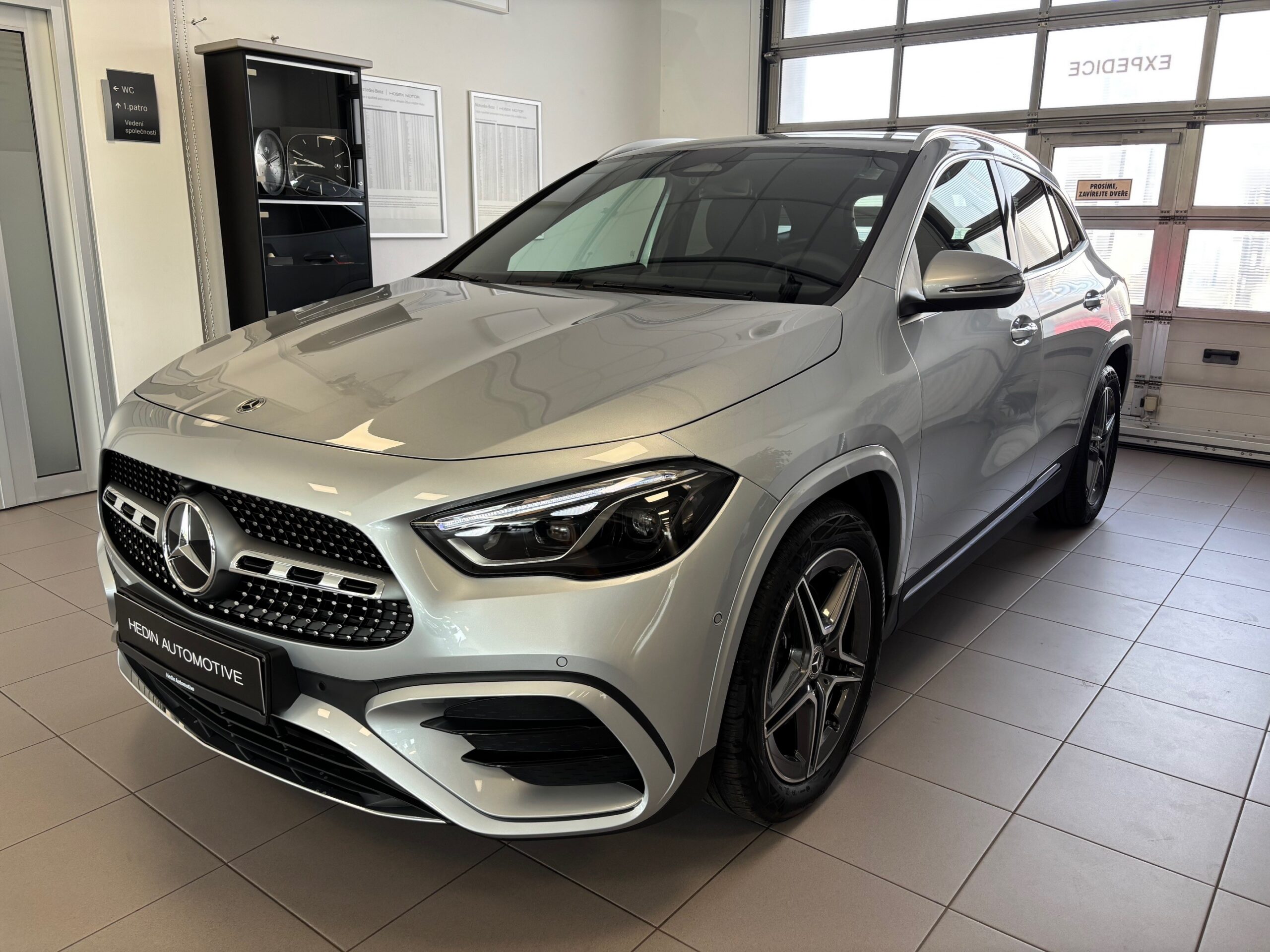 Mercedes-Benz GLA 200 d 4M
