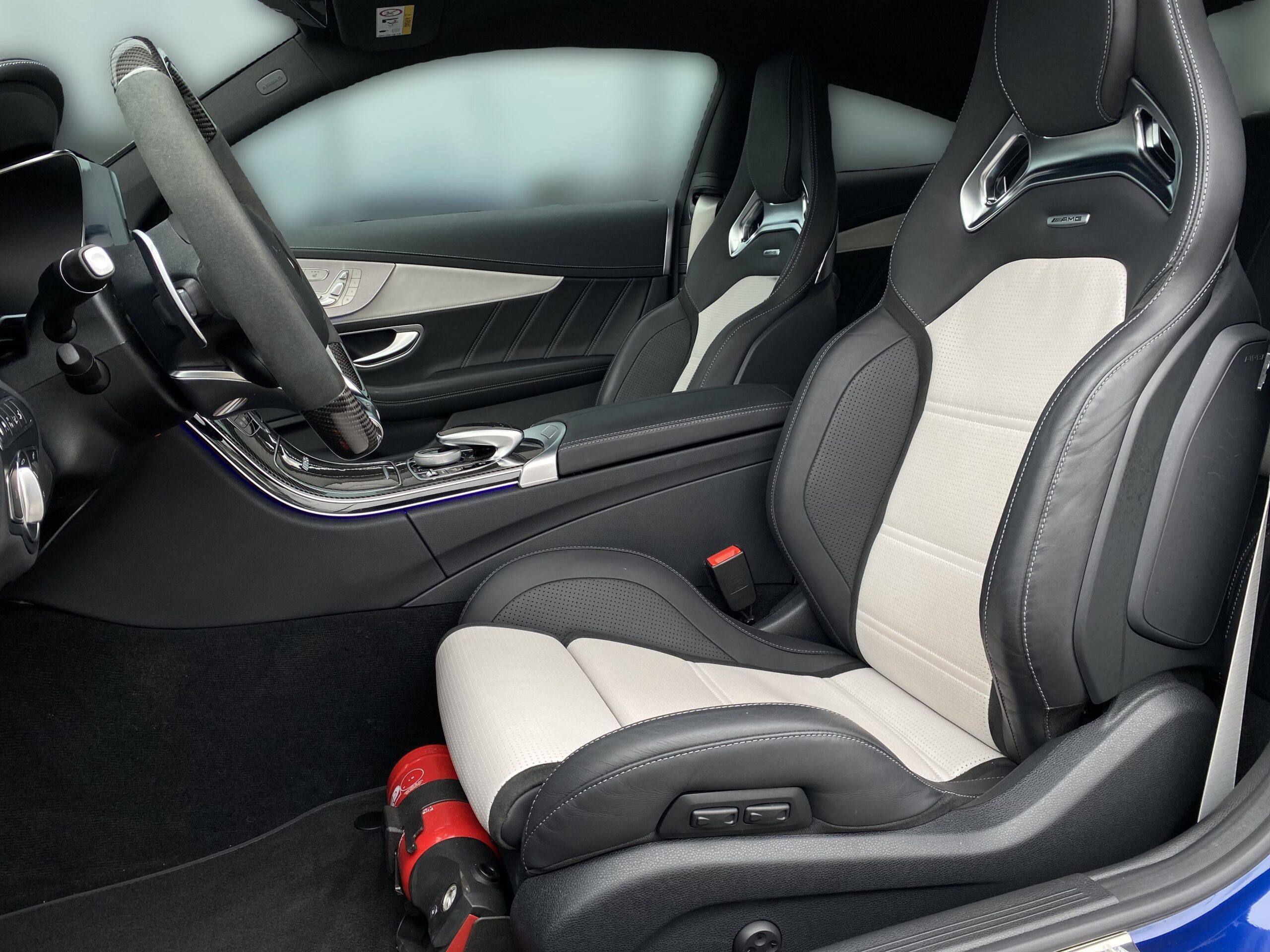 Mercedes-Benz C 63s AMG kupé - Obrázek 10