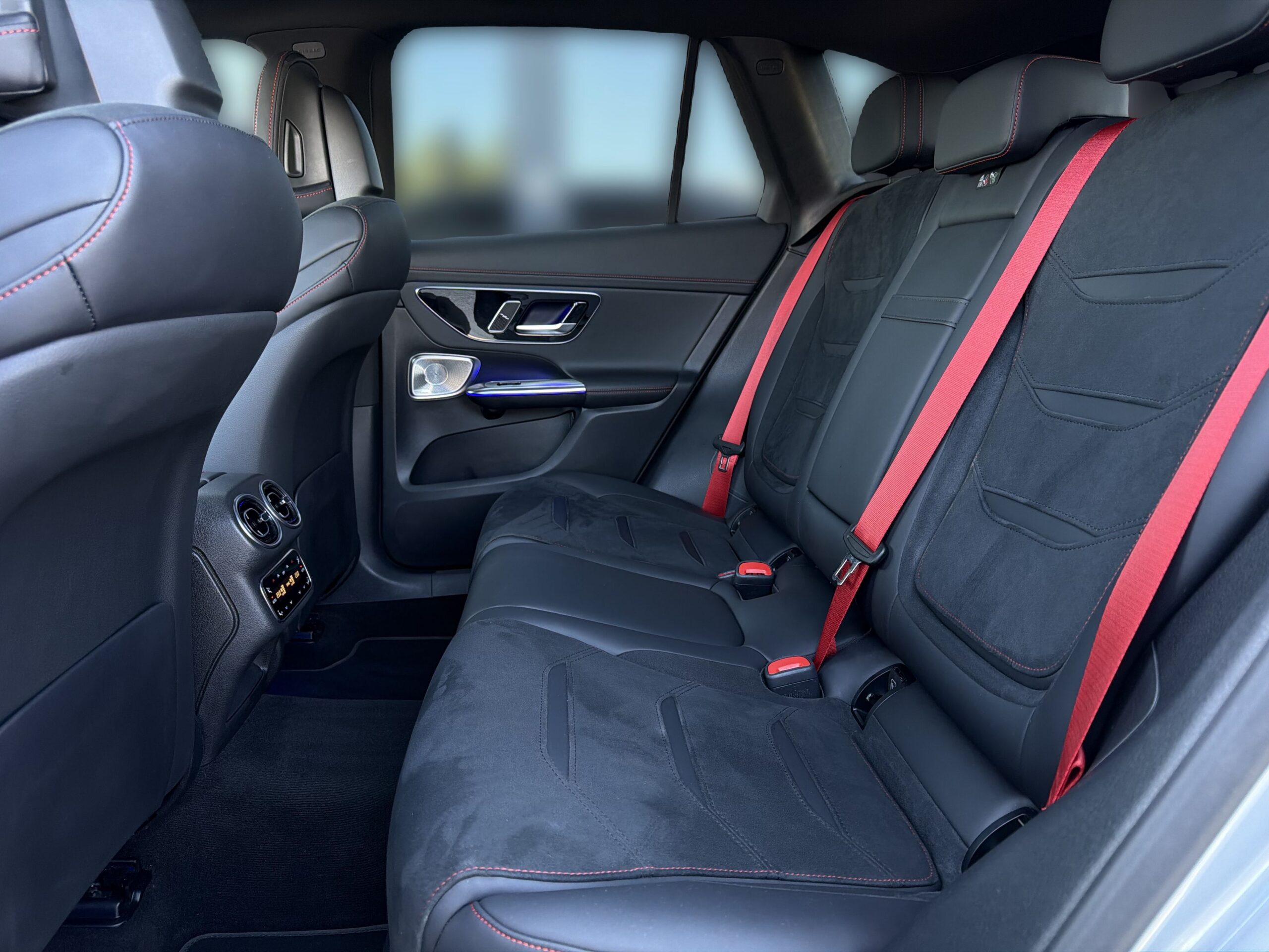 Mercedes-Benz Mercedes-AMG GLC 43 4MATIC - Obrázek 11