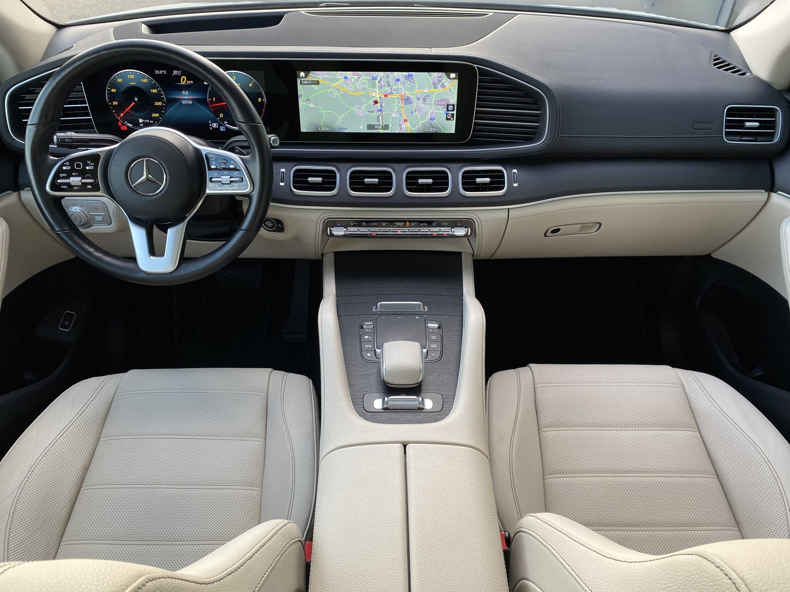 Mercedes-Benz GLE 400 d 4M kupé - Obrázek 12
