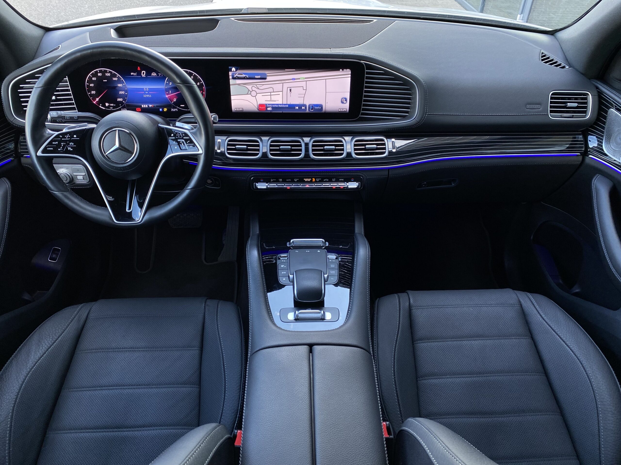 Mercedes-Benz GLE 450 4MATIC - Obrázek 12