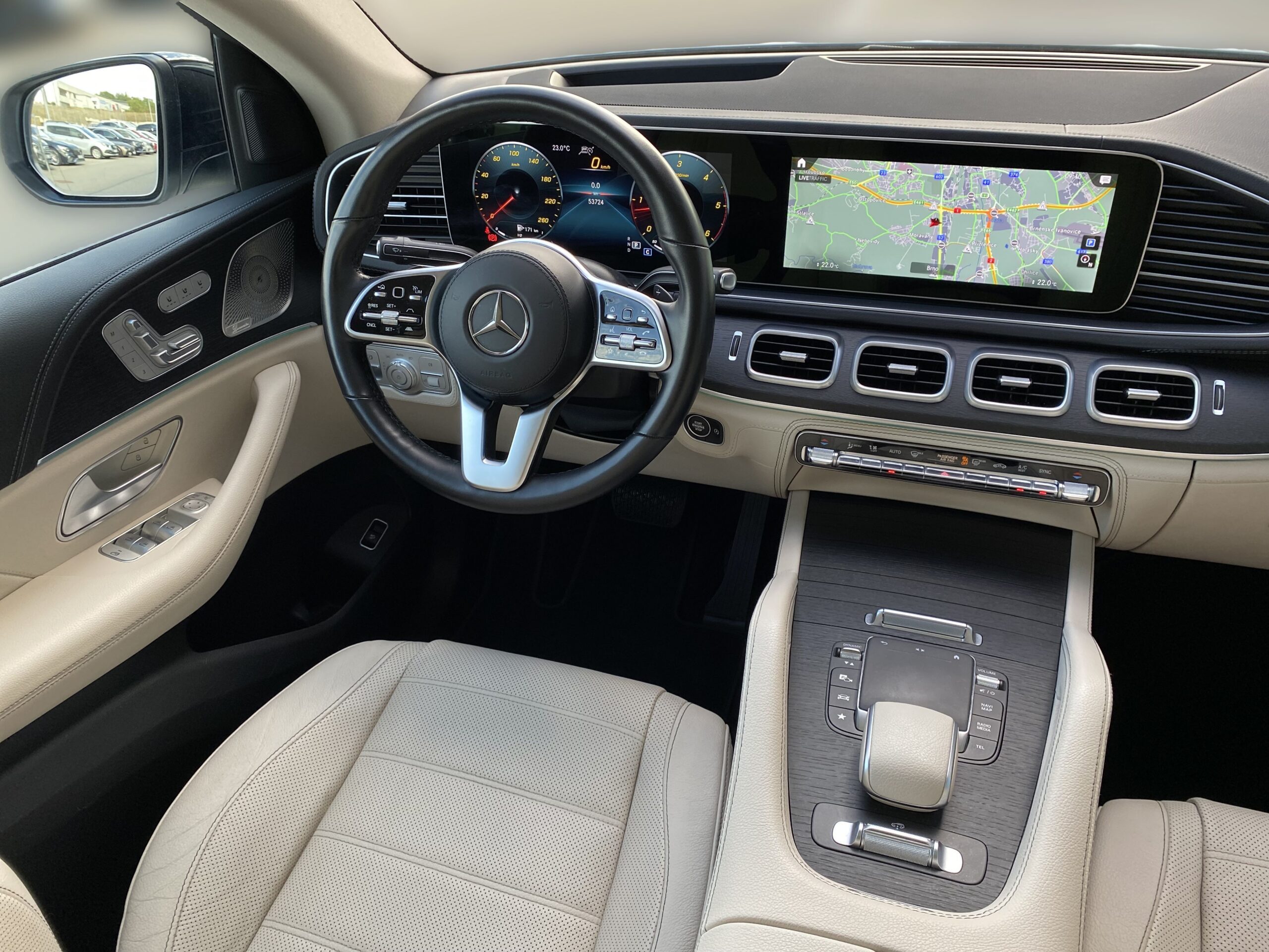 Mercedes-Benz GLE 400 d 4M kupé - Obrázek 13