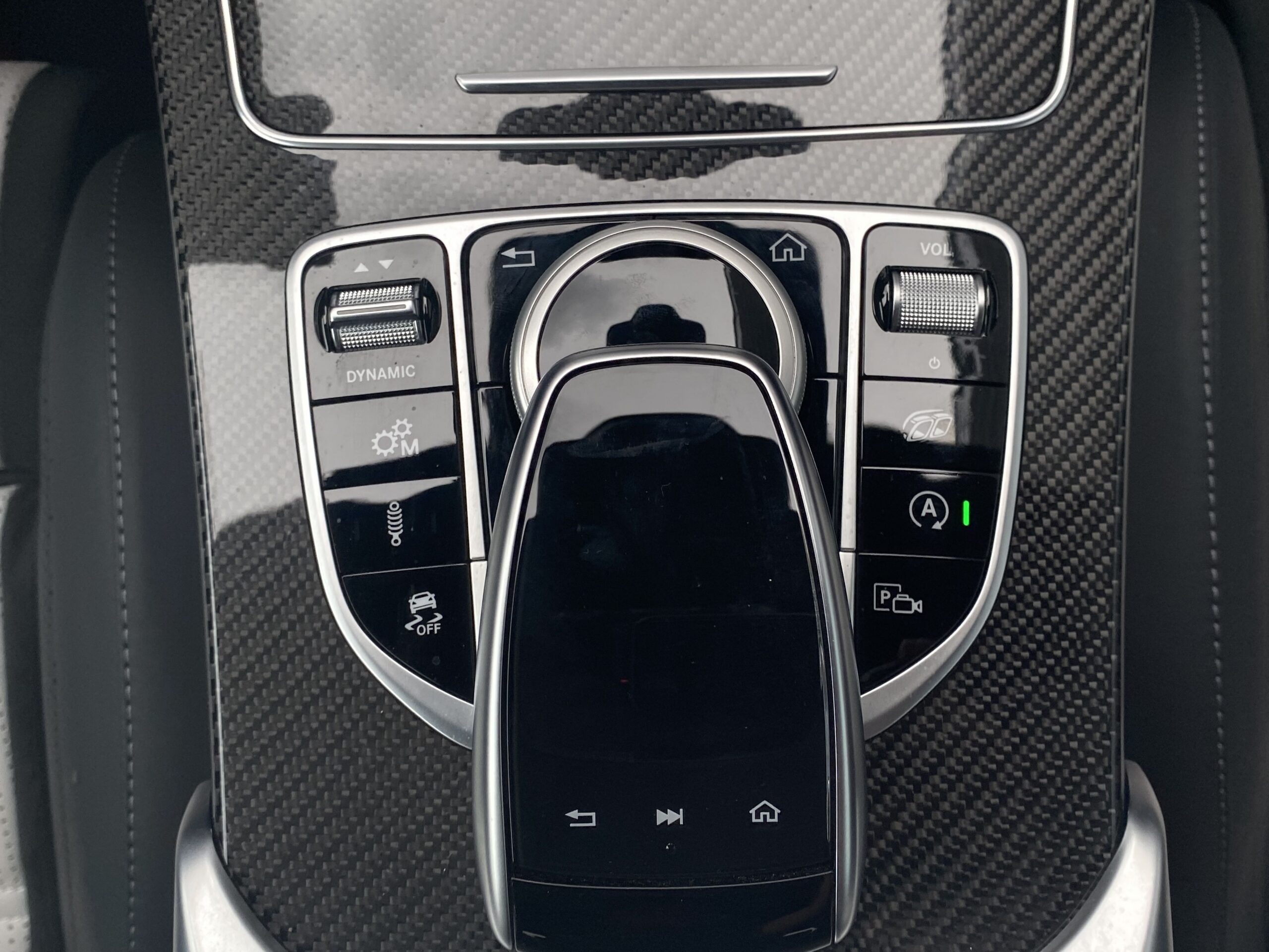 Mercedes-Benz C 63s AMG kupé - Obrázek 15