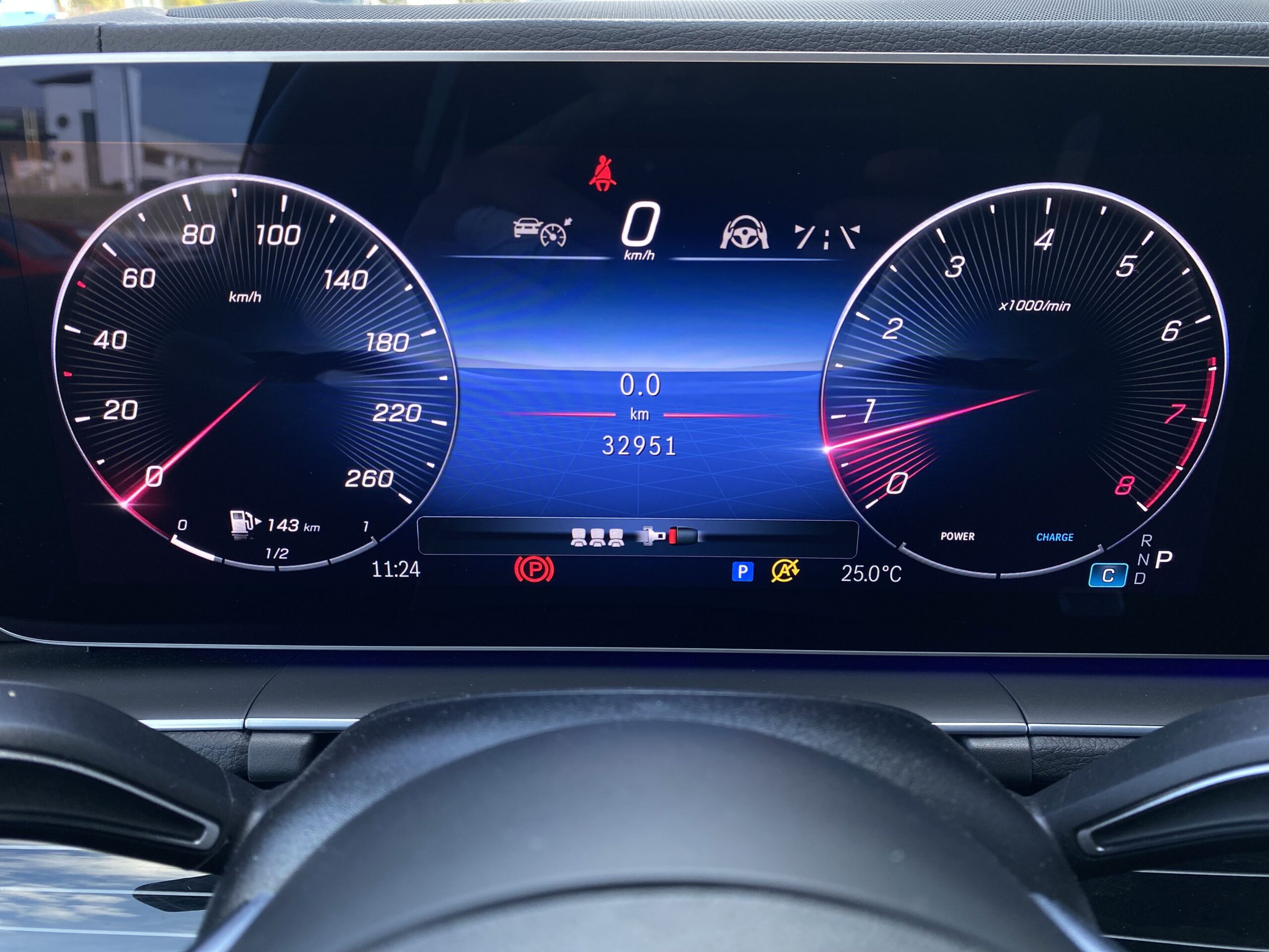 Mercedes-Benz GLE 450 4MATIC - Obrázek 16