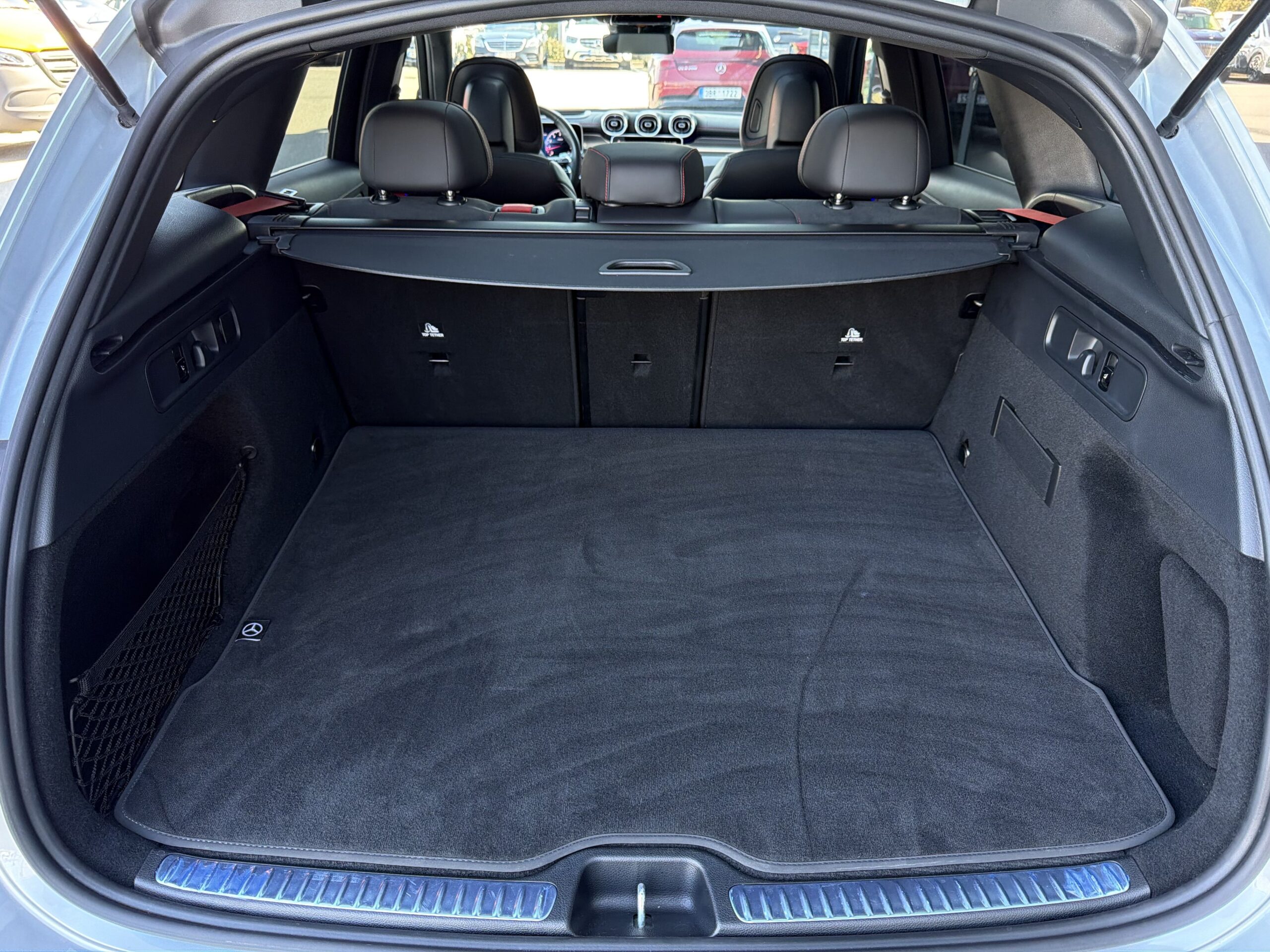 Mercedes-Benz Mercedes-AMG GLC 43 4MATIC - Obrázek 26