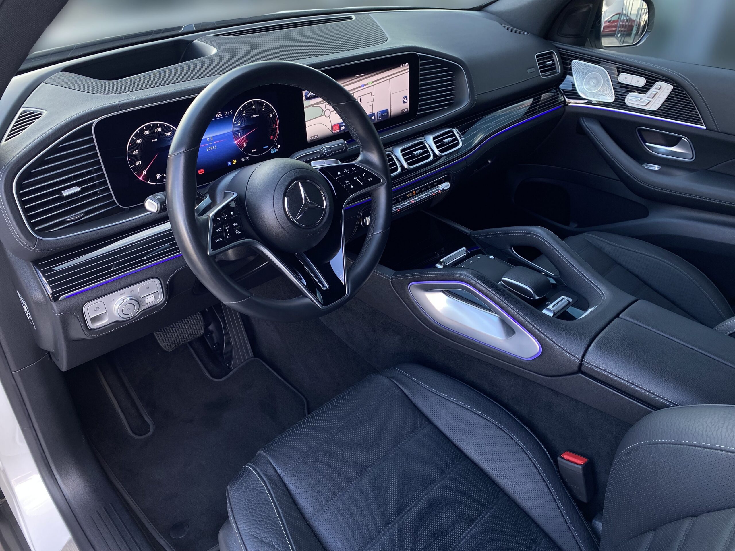 Mercedes-Benz GLE 450 4MATIC - Obrázek 9