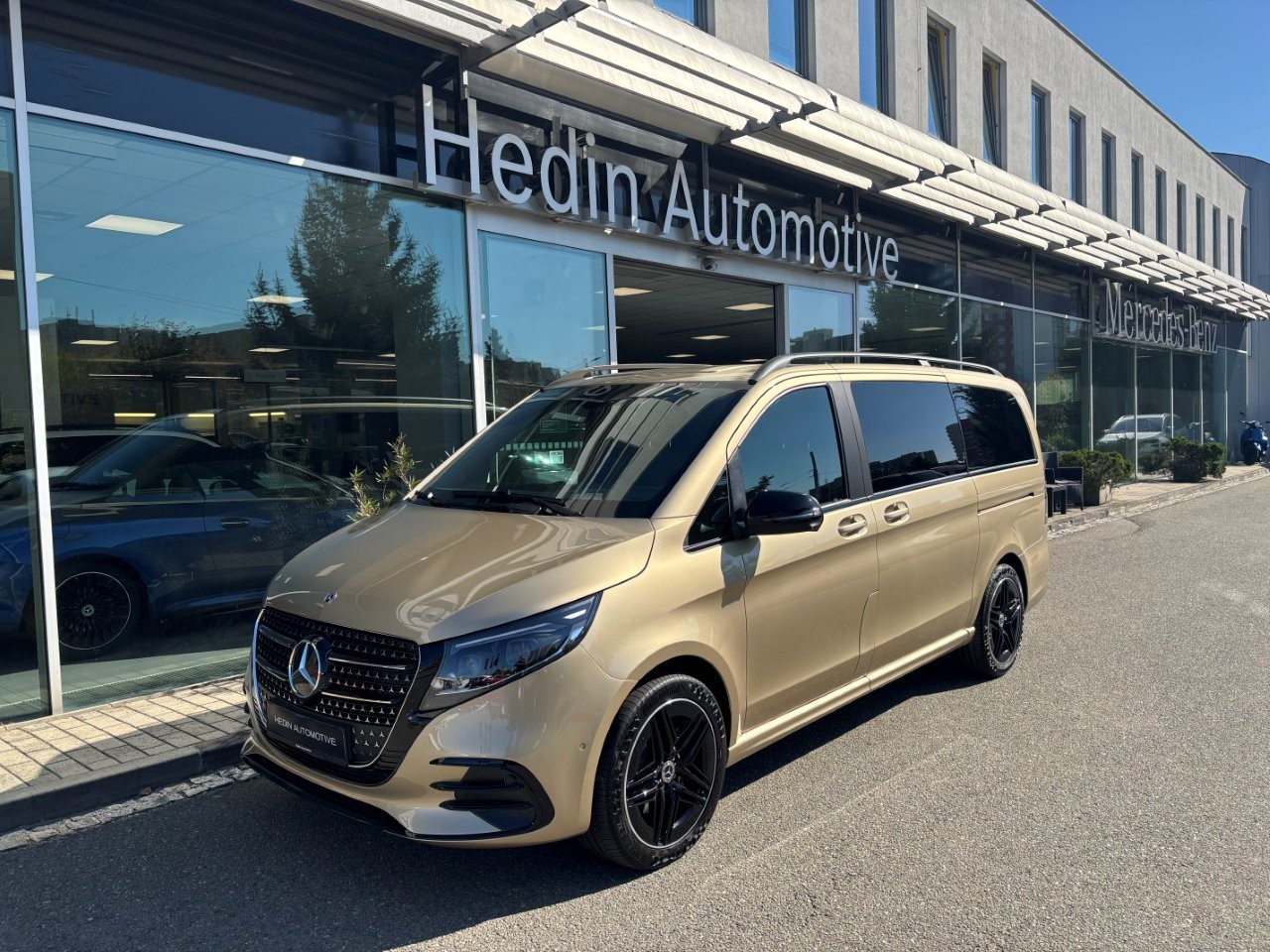 Mercedes-Benz V 300 d / Exclusive / L / 4M