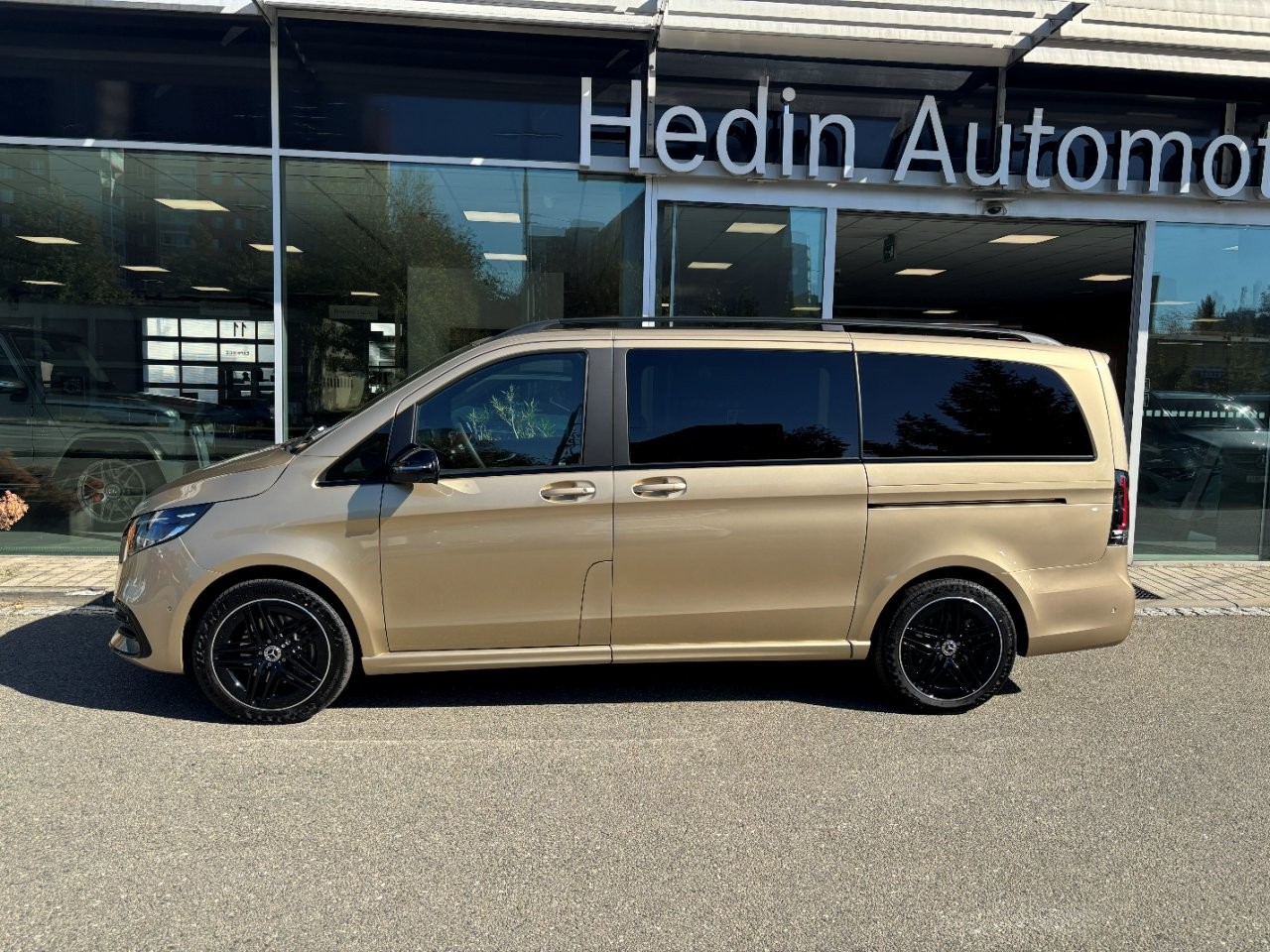Mercedes-Benz V 300 d / Exclusive / L / 4M - Obrázek 3