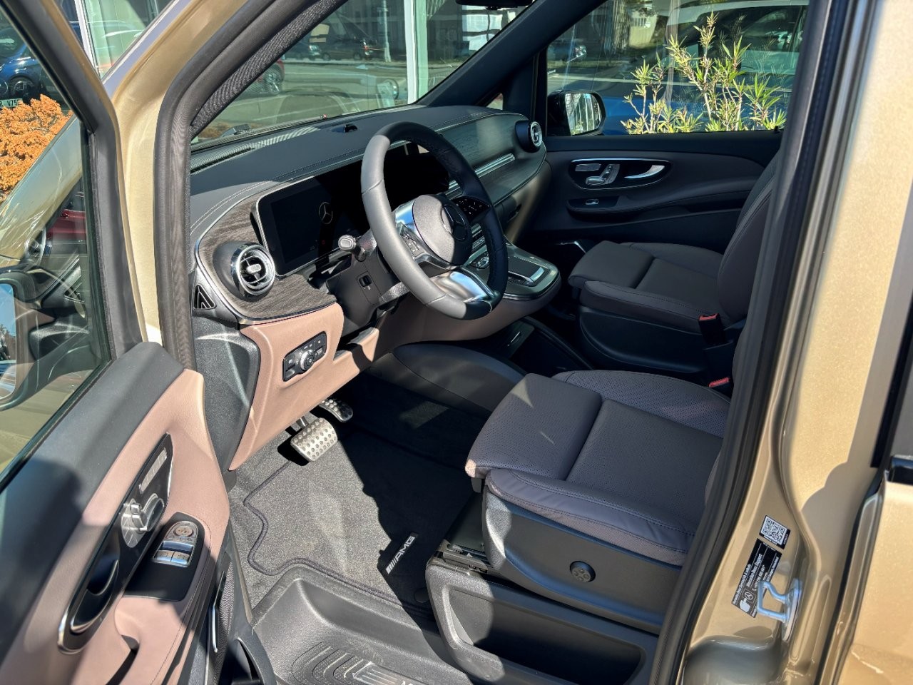 Mercedes-Benz V 300 d / Exclusive / L / 4M - Obrázek 11