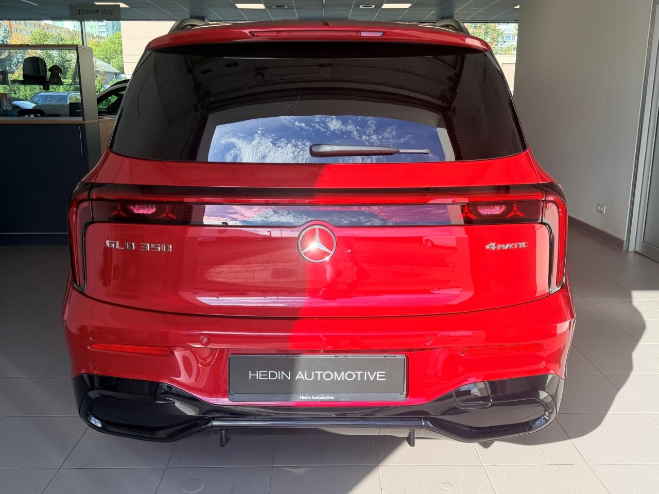 Mercedes-Benz GLB 350 4MATIC s technologií EQ - Obrázek 4