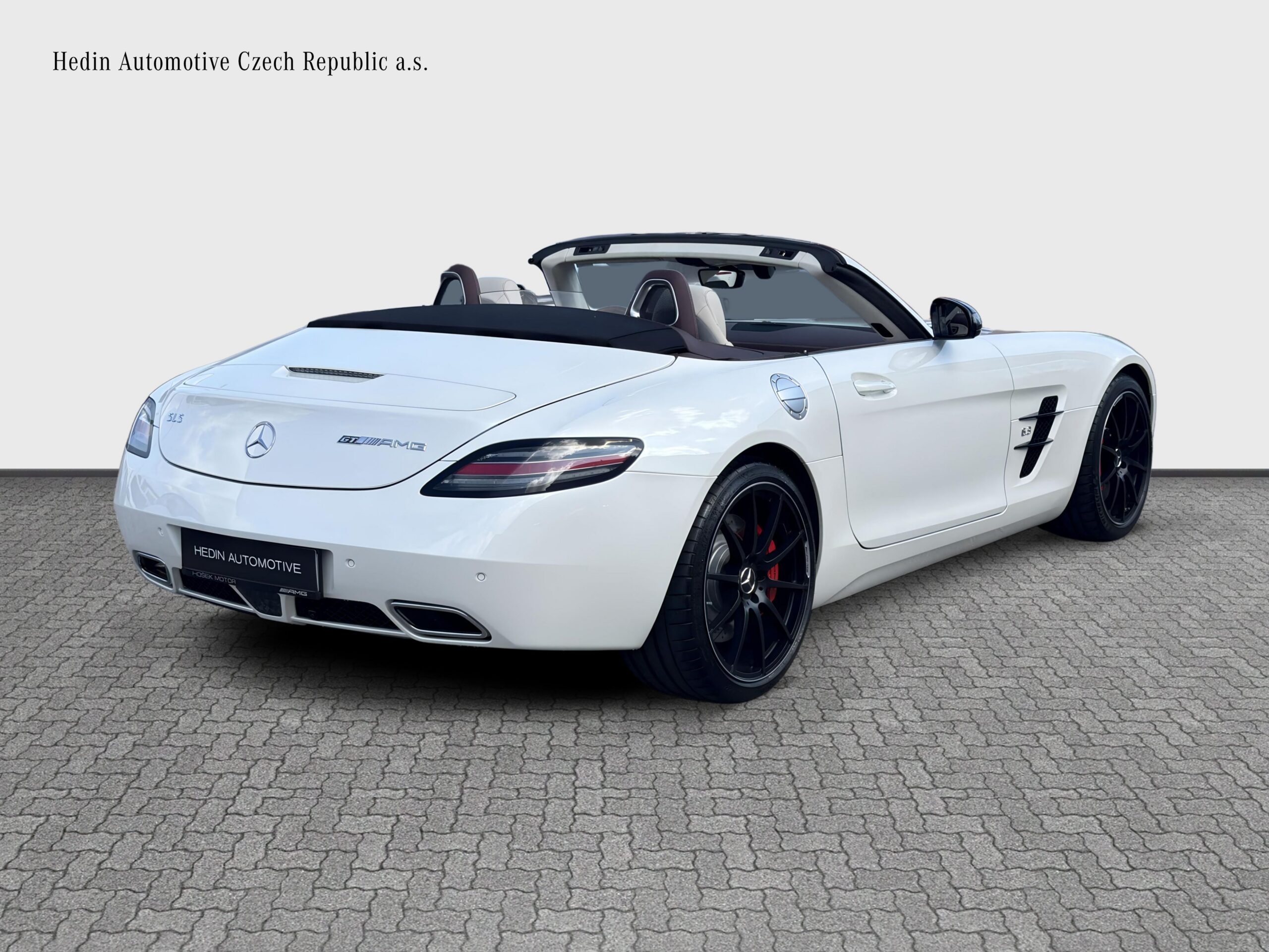 Mercedes-Benz SLS AMG 63 GT Roadster - TOP - Obrázek 5