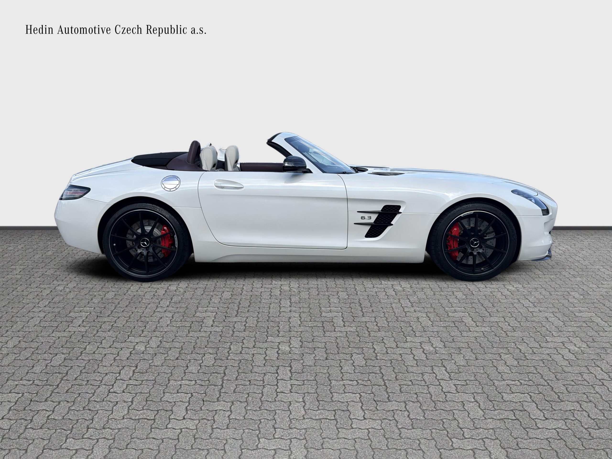Mercedes-Benz SLS AMG 63 GT Roadster - TOP - Obrázek 6