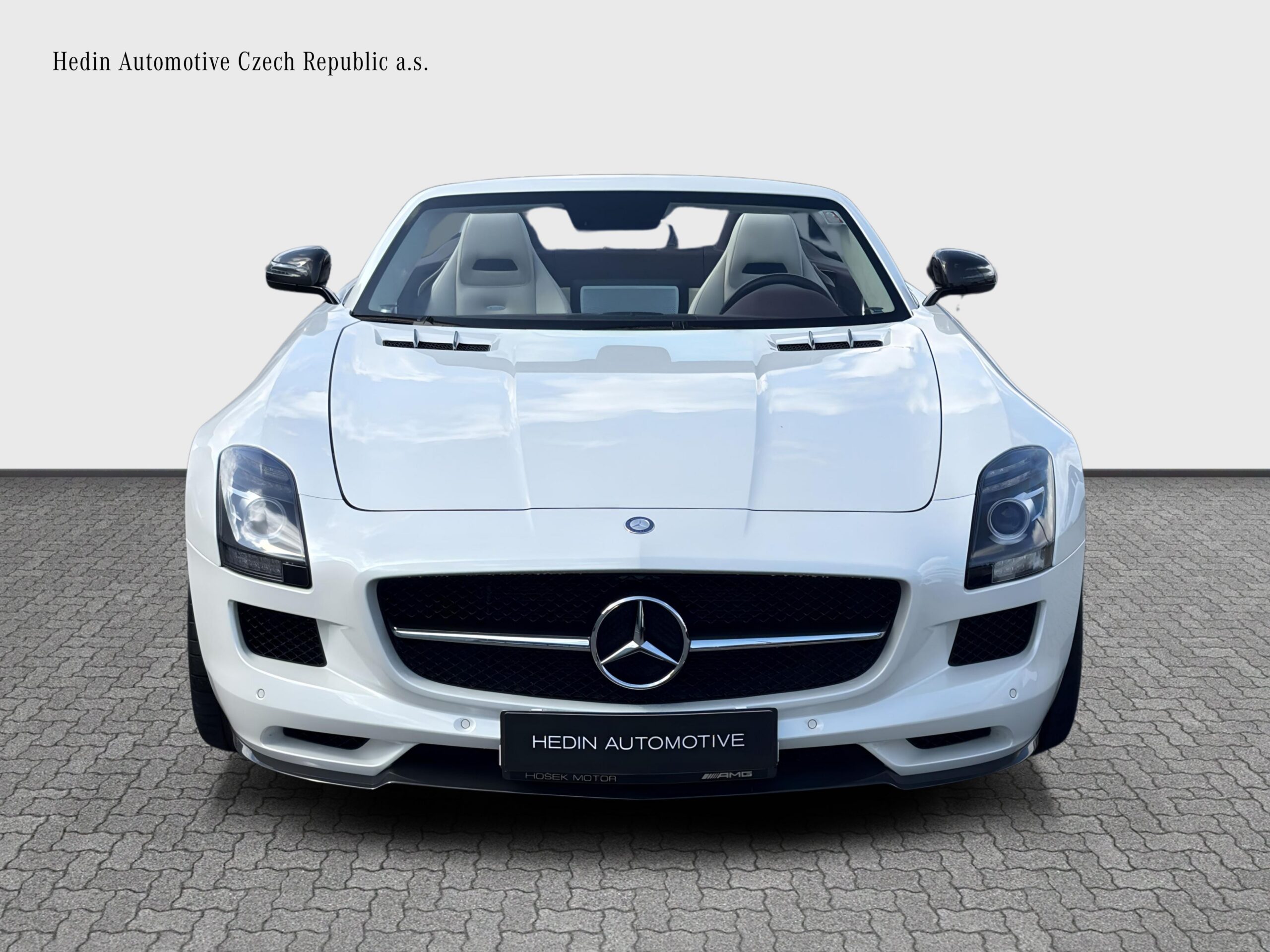 Mercedes-Benz SLS AMG 63 GT Roadster - TOP - Obrázek 8