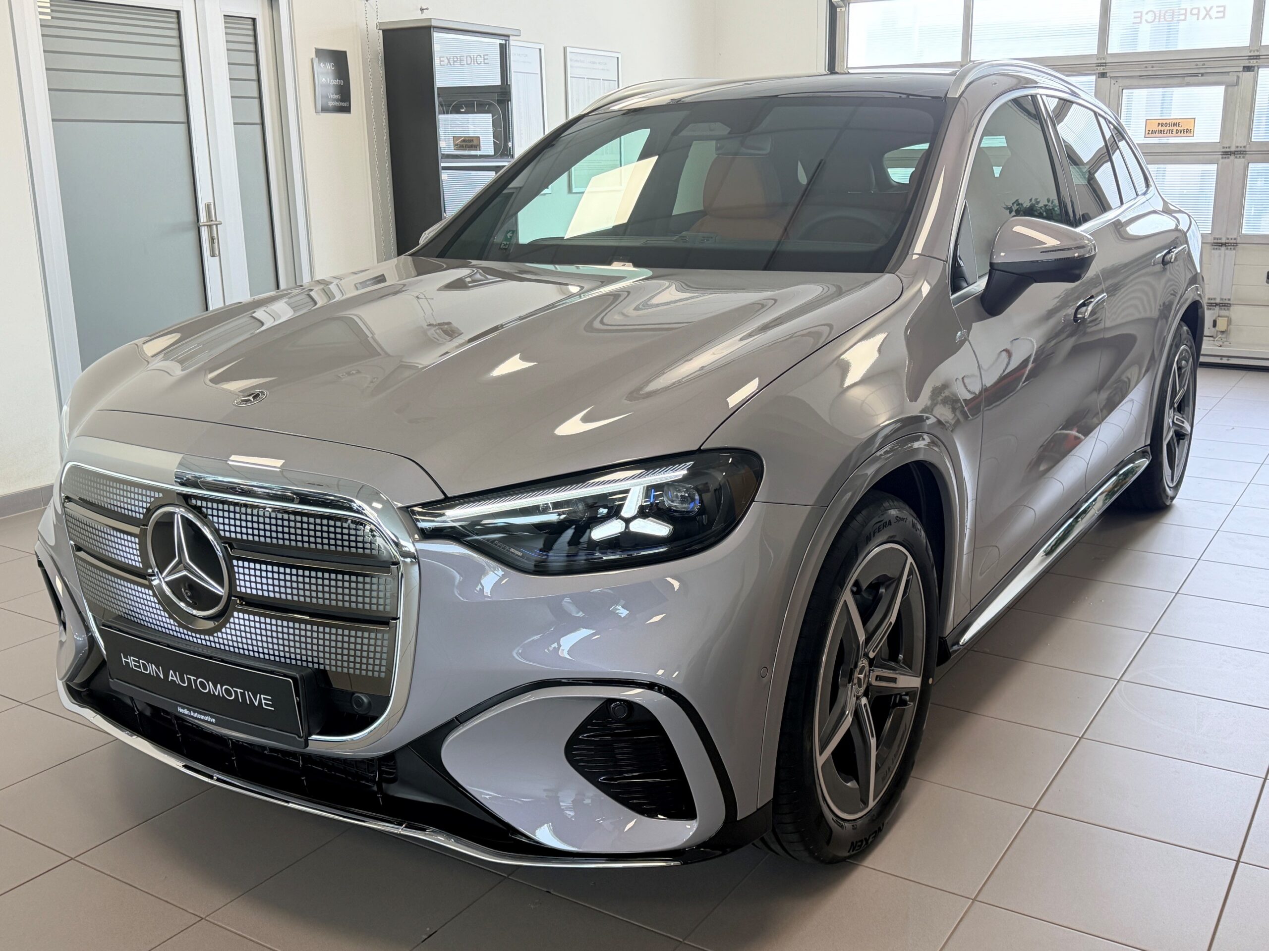 Mercedes-Benz GLC 400 4MATIC s technologií EQ