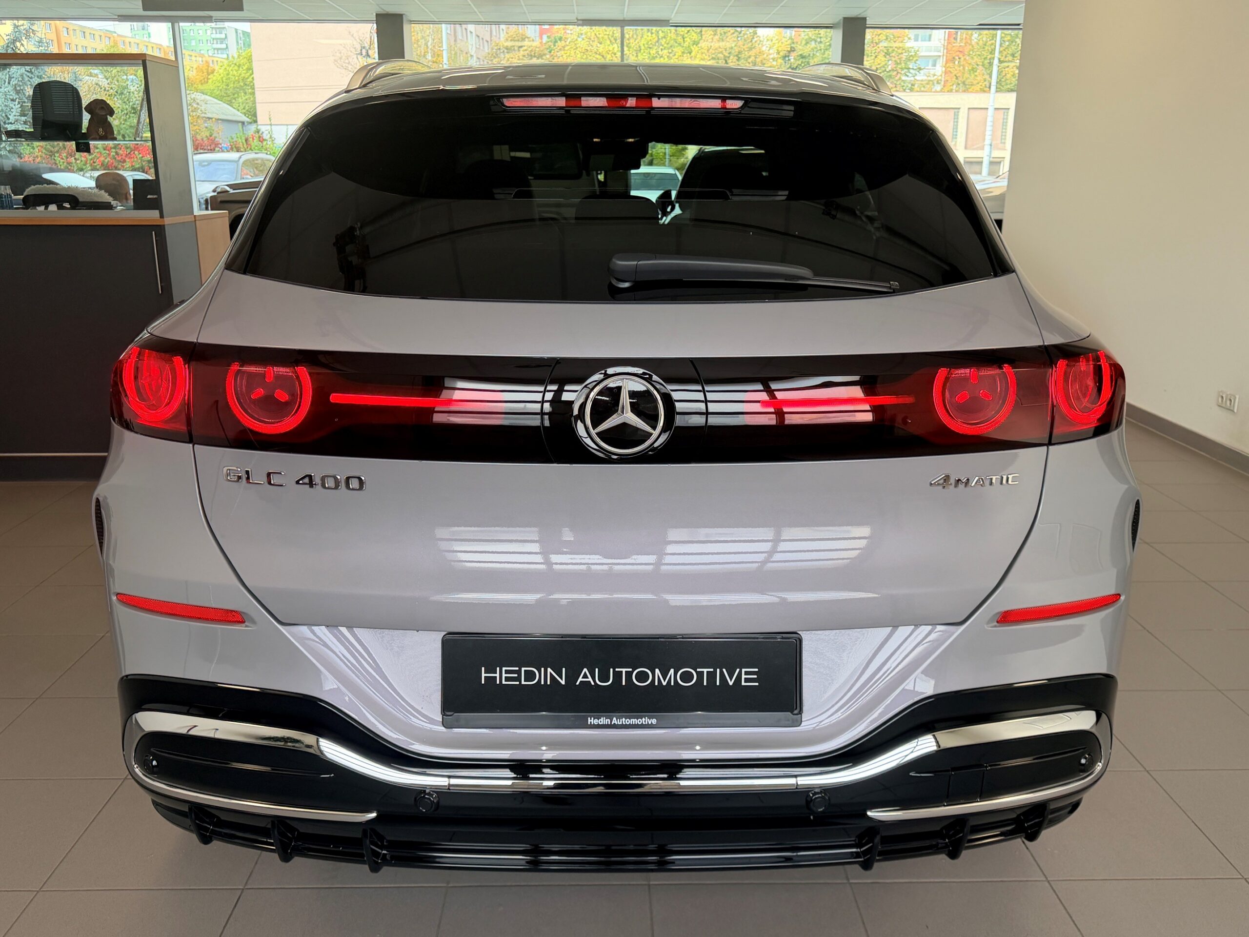 Mercedes-Benz GLC 400 4MATIC s technologií EQ - Obrázek 4