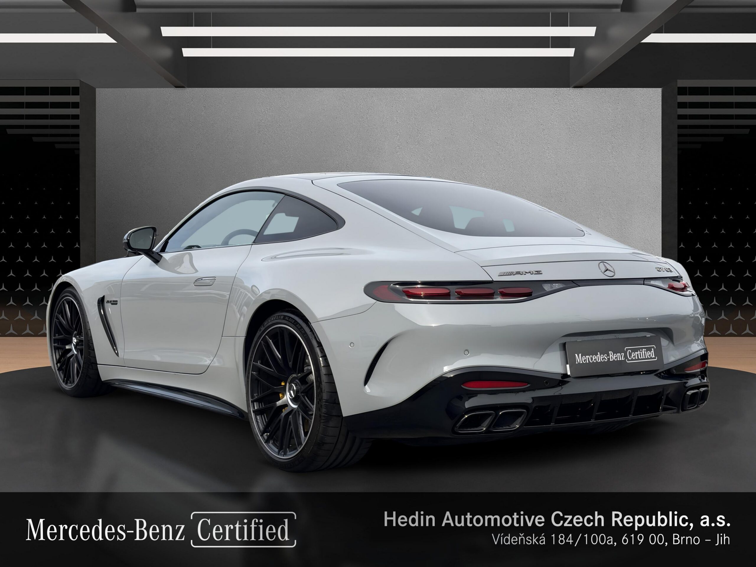 Mercedes-AMG GT 63 4MATIC+ Kupé MANUFAKTUR - STAV NOVÉHO! - Obrázek 3